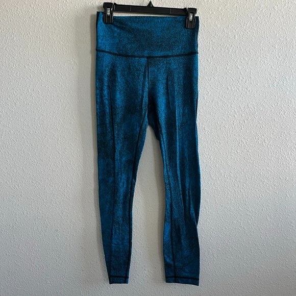 lululemon athletica Pants - Lululemon Women's Wunder Under Pant III Leggings Luon Spray Jacquard Blue Size 4